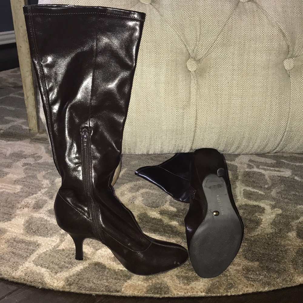 Gianni Bini heeled boots with side zip